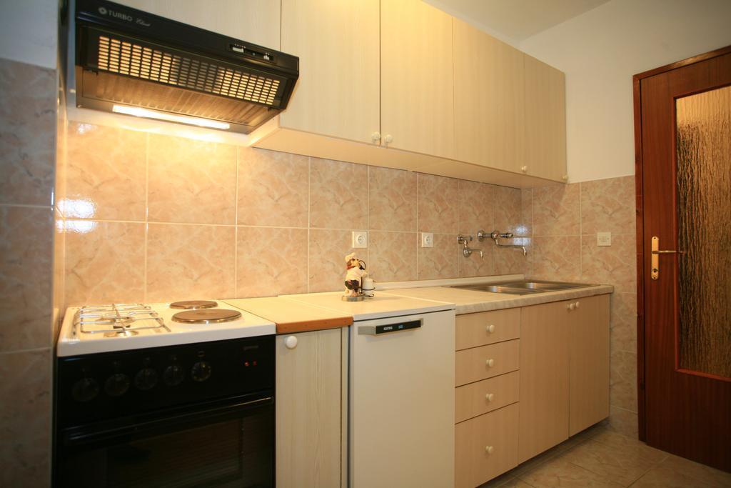Apartment & Room Dinka, Krk 크르크 외부 사진